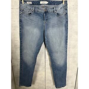 Torrid women’s jeans mid wash straight leg, distressed boyfriend, cut plus size
